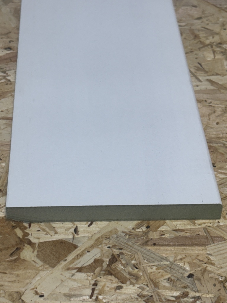 MDF 12 x 120 x 4880 mm plint V313 wit gegrond - FSC Mix 70%