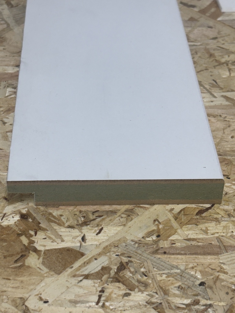 MDF 18 x 90 x 4880 mm plint V313 wit gegrond - FSC Mix 70%